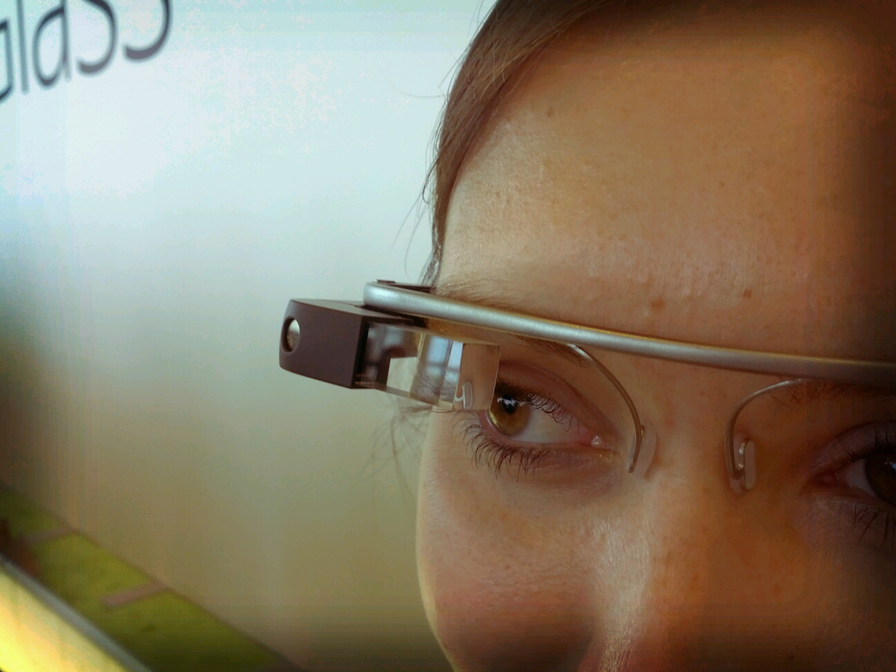 5 Ways Google Glass Will Affect Your Business Strategy